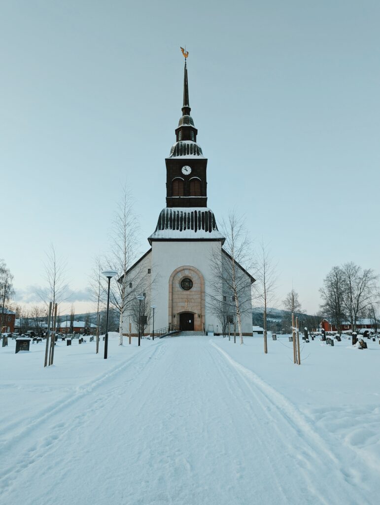 overkalix town church Discover the World