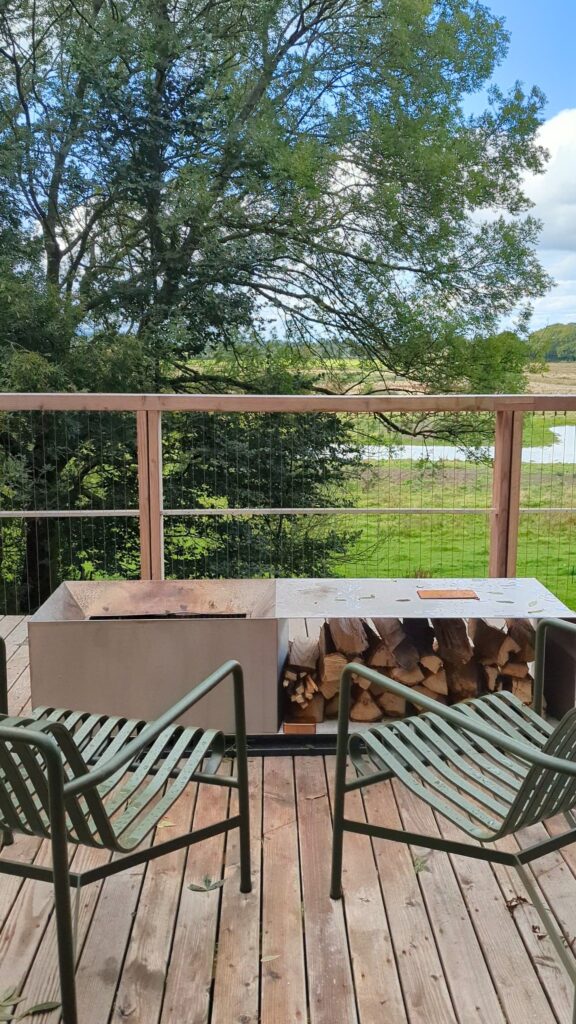 elmore court treehouse