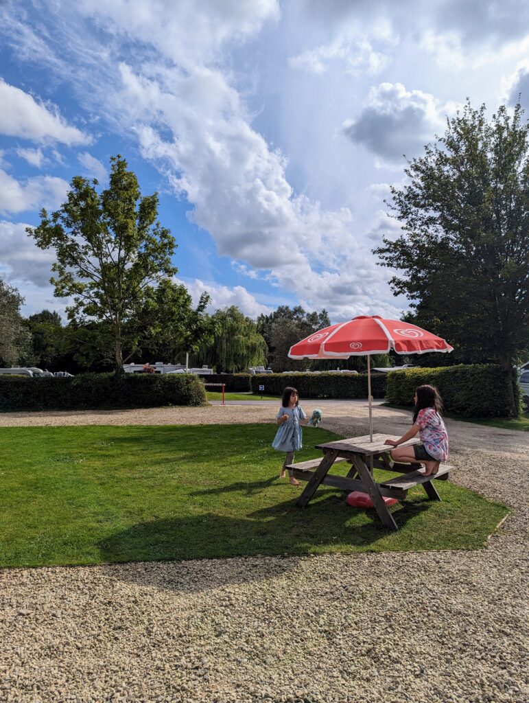 camping and caravanning club Ready Camp Devizes