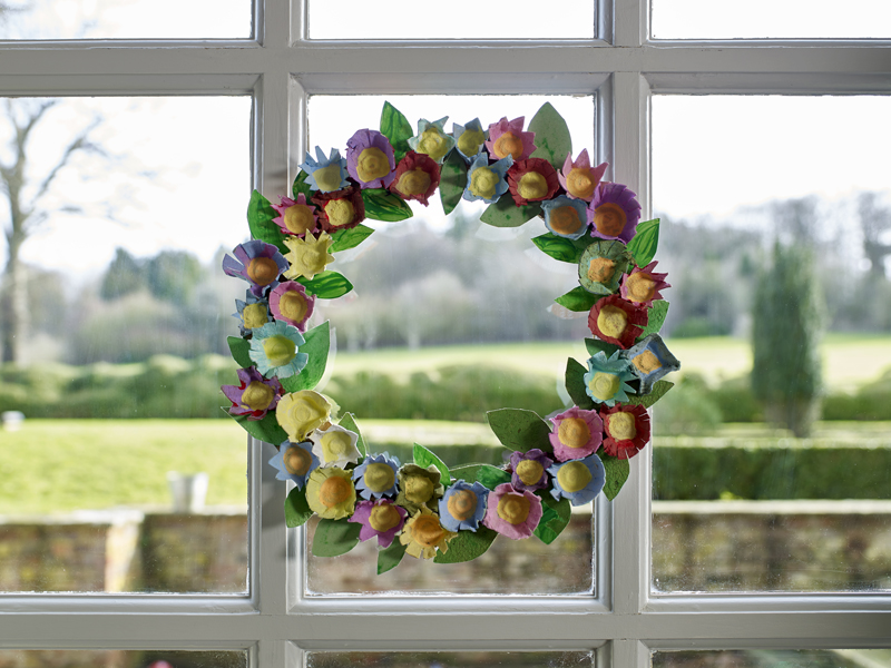 egg box flower DIY craft