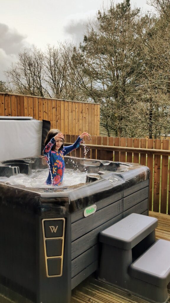 lodges with hot tub Devon