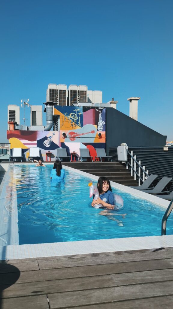 moxy lisbon city rooftop pool