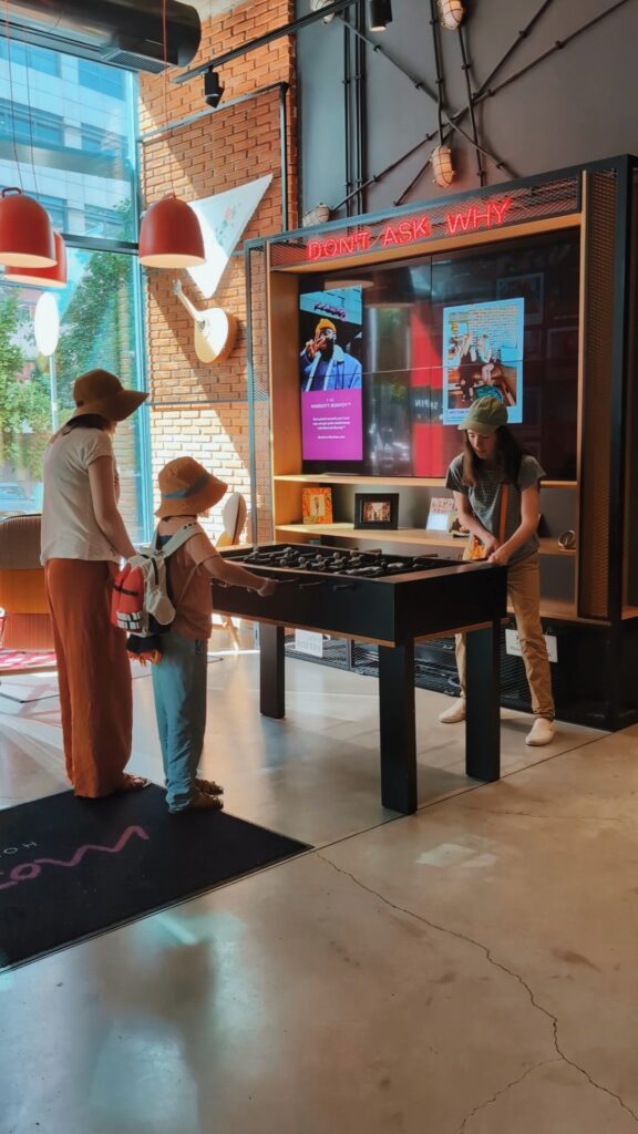 moxy lisbon city